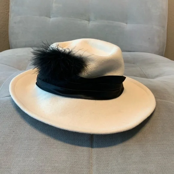 Vintage Betmar Wool Fedora Hat with Bow Feather Cream Off White Black